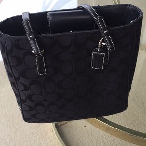 Coach shoulder handbag